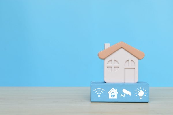 Why Home Automation Fans Are Switching to SwitchBot